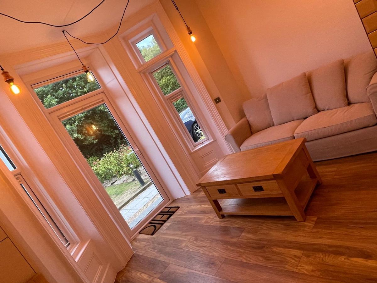 Stylish One Bedroom Central Bournemouth Flat エクステリア 写真