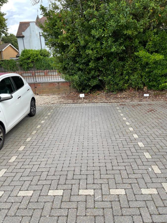 Stylish One Bedroom Central Bournemouth Flat エクステリア 写真